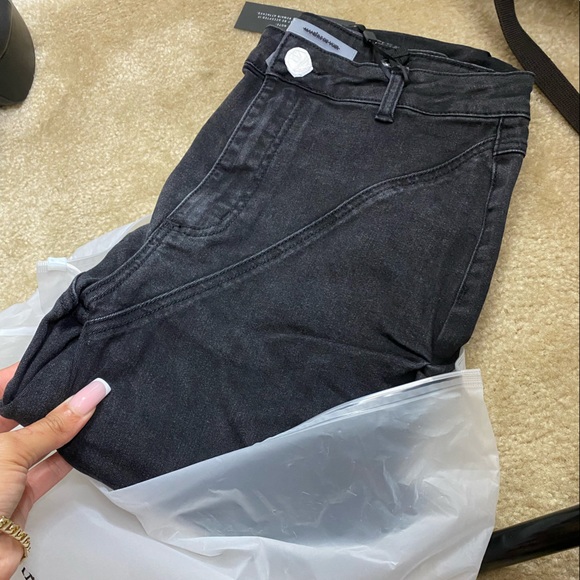 NWT🏷Tacked Denim Flared Jeans
Washed Black🐃 - Picture 10 of 11
